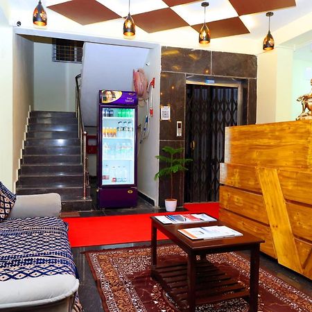 Sri Nilayam Inn Tirupati Exteriör bild