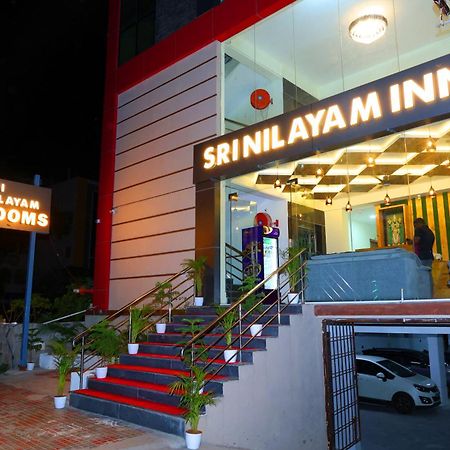 Sri Nilayam Inn Tirupati Exteriör bild