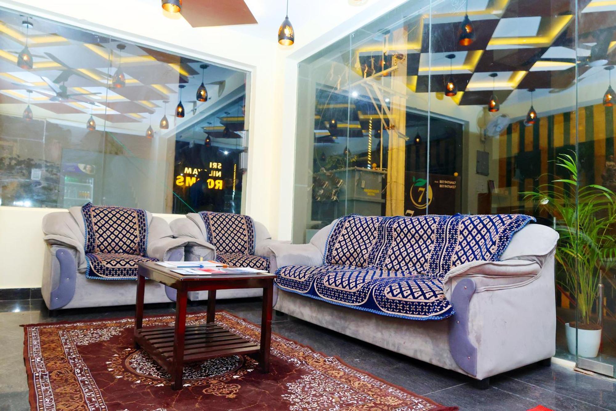 Sri Nilayam Inn Tirupati Exteriör bild